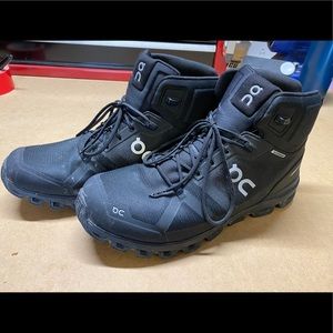 On-Running Cloudrock Waterproof speed-hiking boot